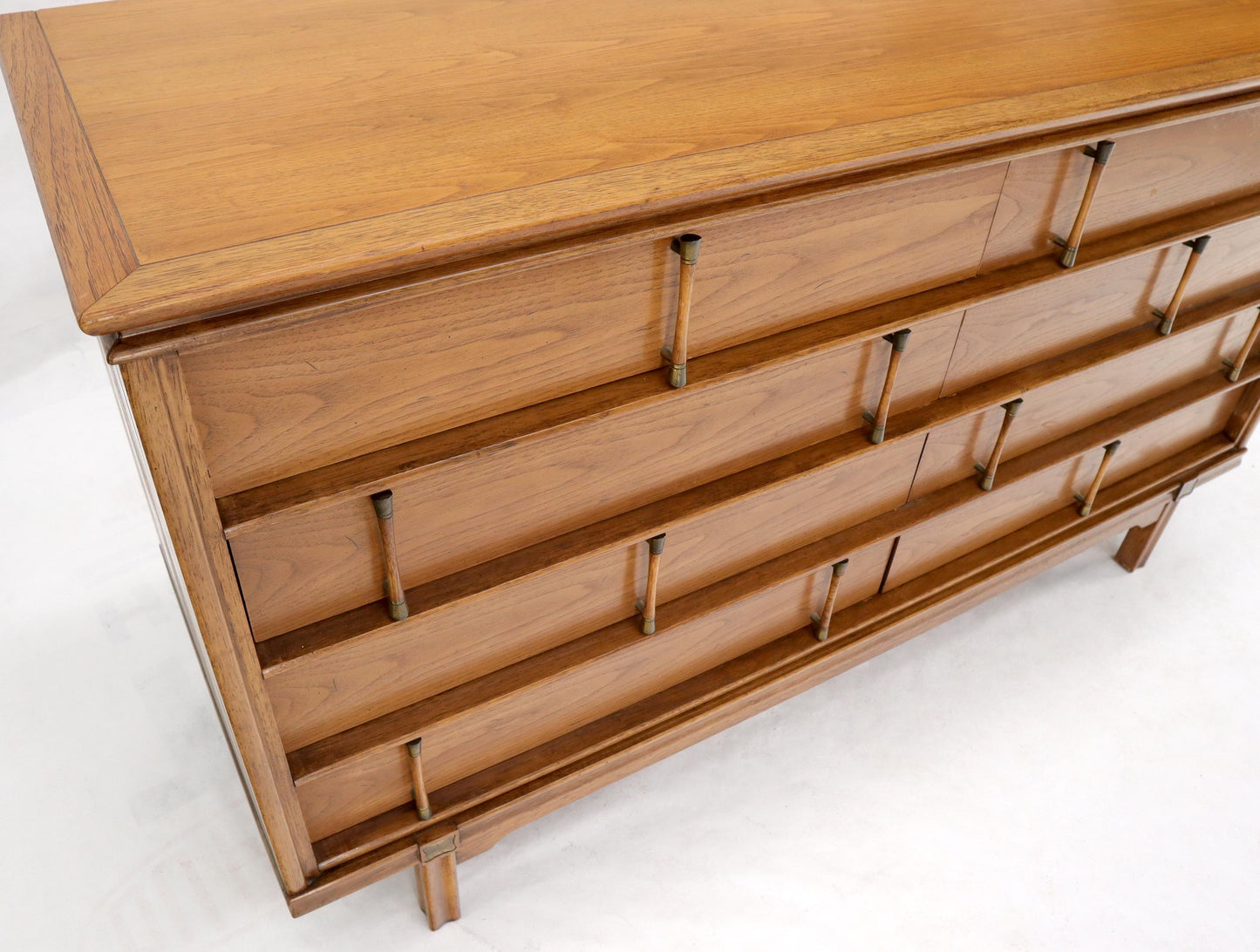 EstablishedLines Decorative Light Walnut Faux Bamboo Pulls 8 Drawers Dresser