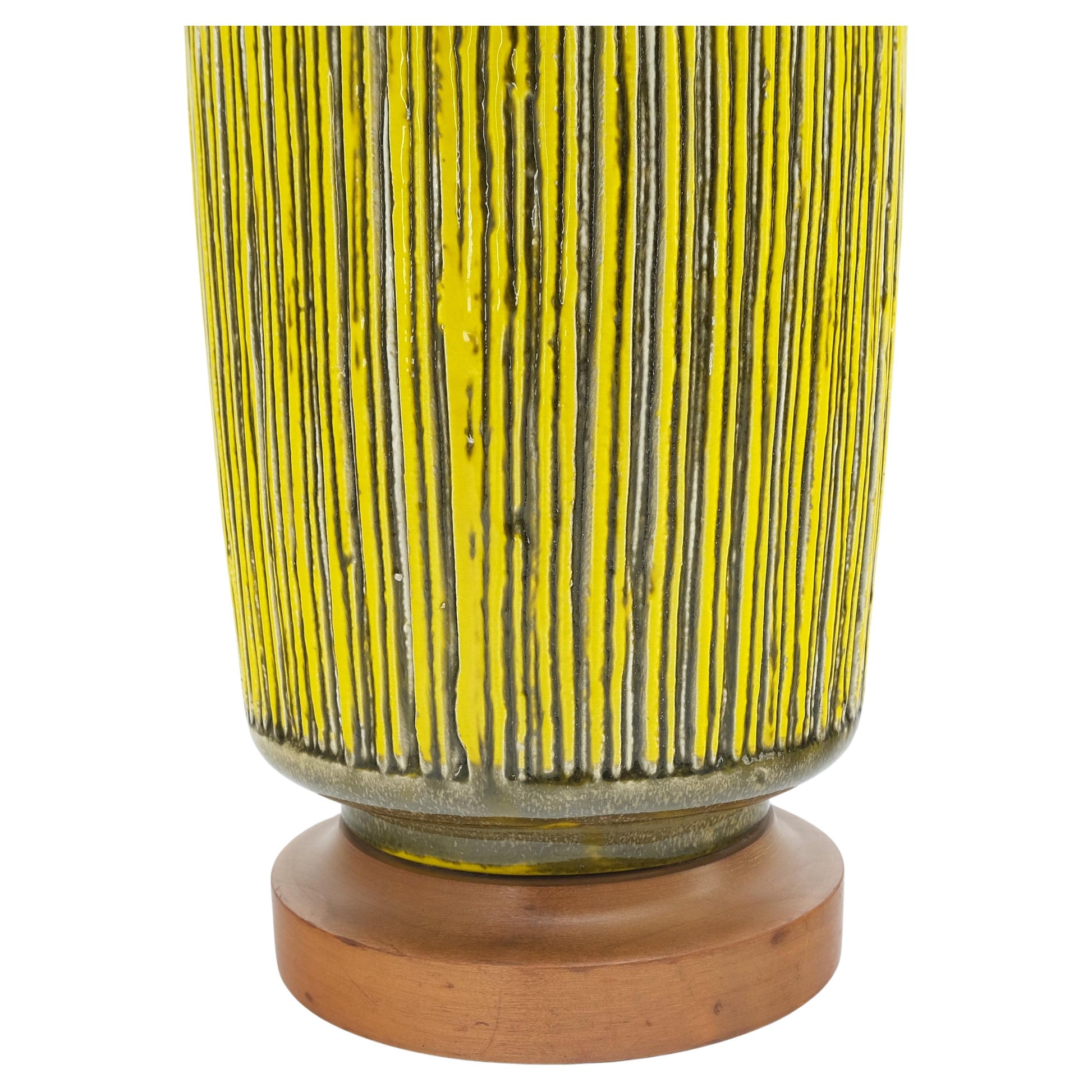 EstablishedLines Large Ceramic Glazed Pottery Yellow & Olive Reed Grass Bamboo Pattern Lamp Mint!