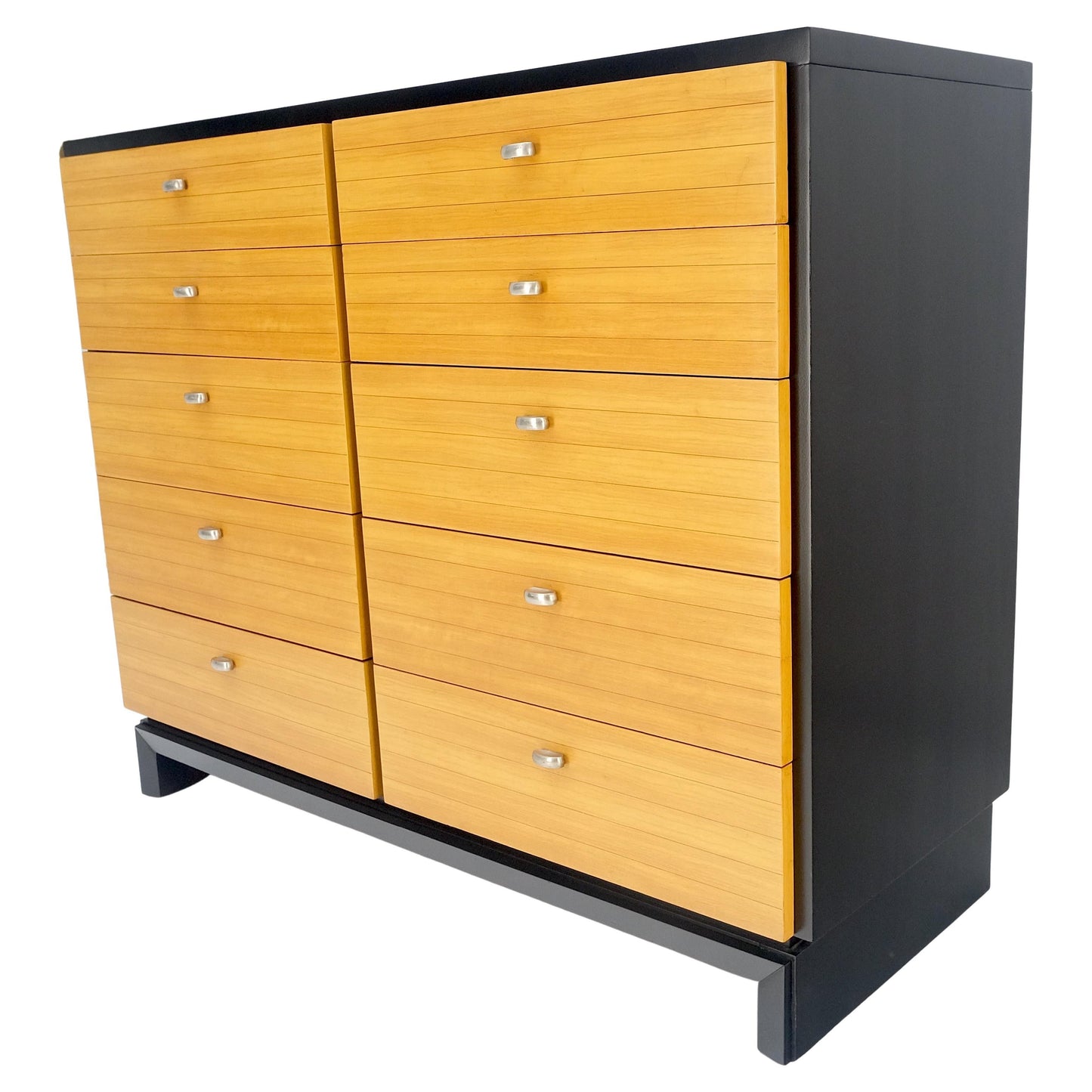 EstablishedLines American of Martinsville Black & Blond 10 Drawers Dresser on Bracket Feet MINT!