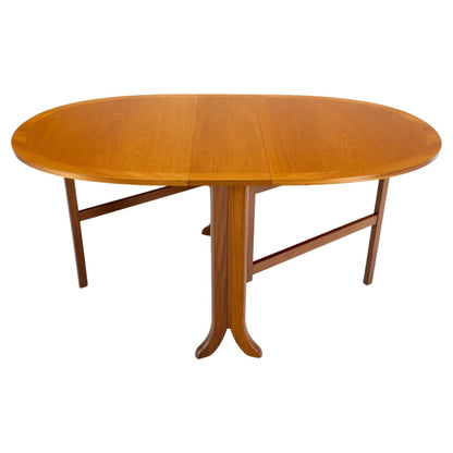 Danish Teak Mid-Century Modern Drop Leaf Gate Leg Dining Table