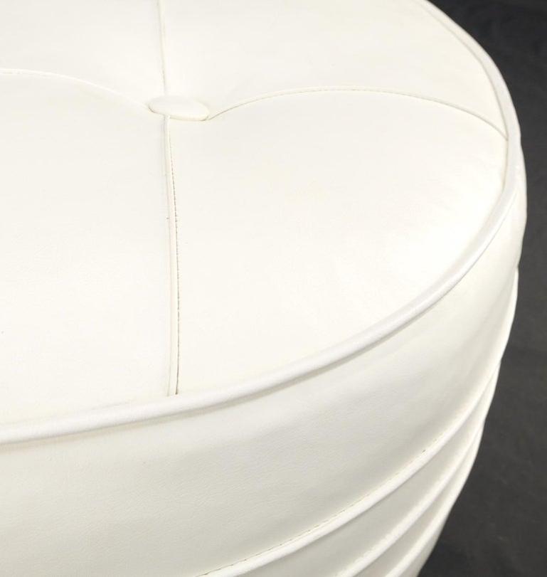 Mid-Century Modern c1970s Round White Naugahyde Tufted Pouf Ottoman Bench Mint!