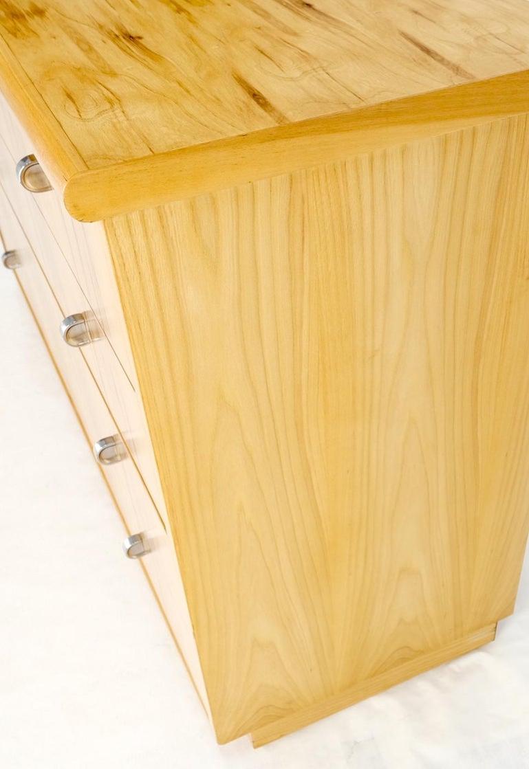 Mid Century Solid Wood Blonde Pecan Veneered 4 Drawers Dresser by Founders MINT!