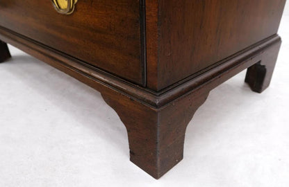 Kittinger 5 Drawers Pull Out Tray Mahogany Federal Style Bachelor Chest Dresser