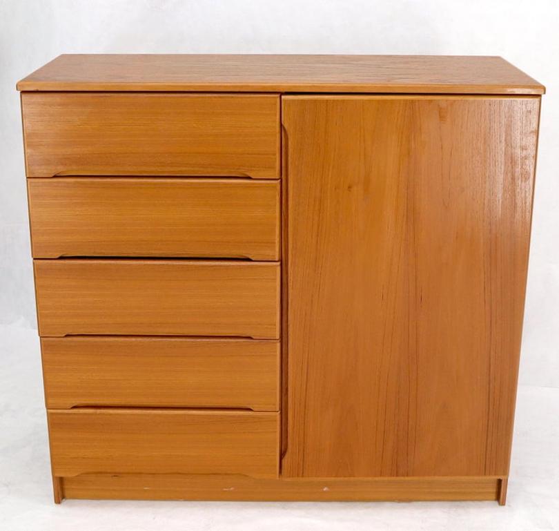 Danish Teak Mid-Century Modern Side by Side Chest of 5 Drawers Door Compartment