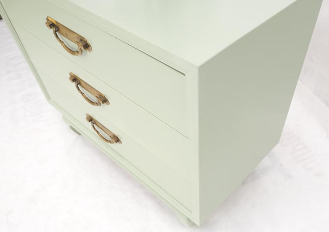 Light Olive Lacquer Oriental Base Legs 3 Drawer Accent Dresser Bachelor Chest