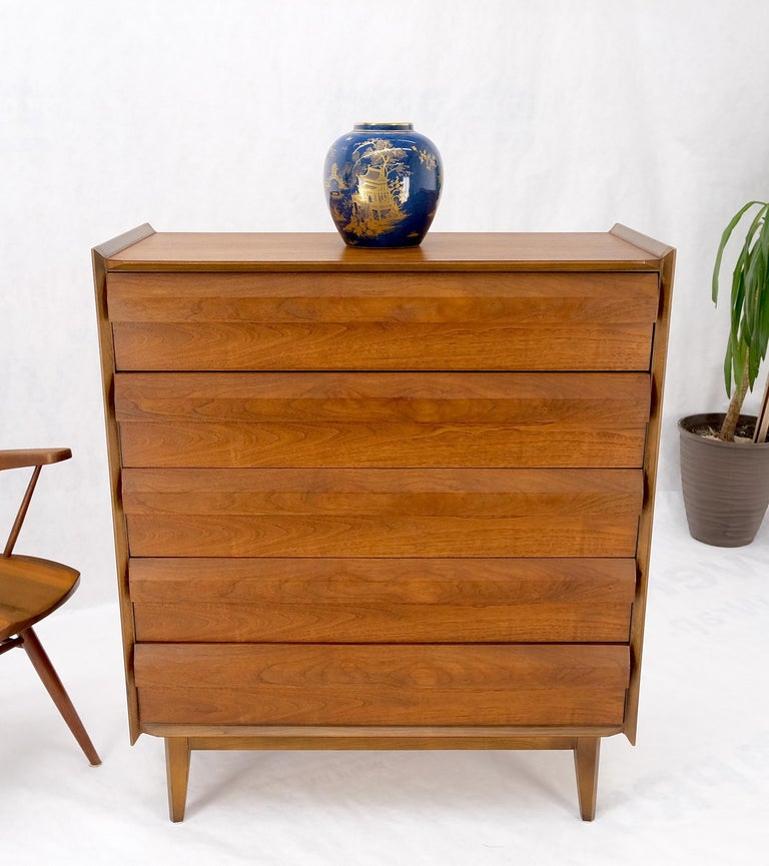 Walnut Mid-Century Modern Sculptural 5 Drawer High Chest Dresser Mint!