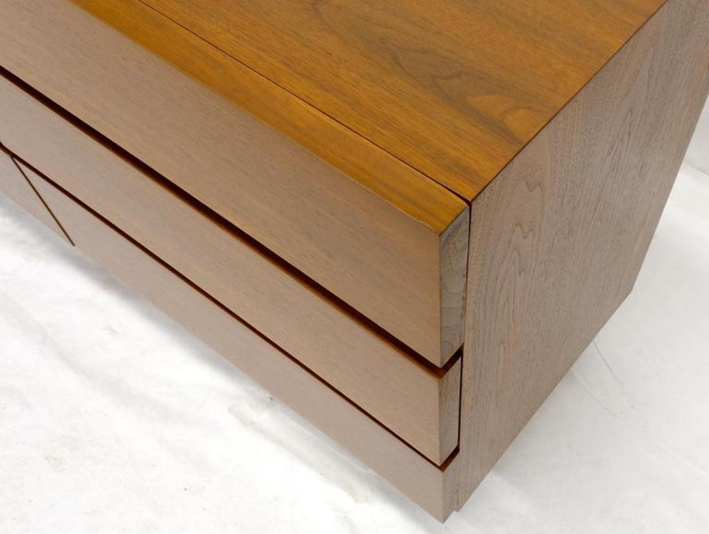Mid-Century Modern Block Front American Walnut 6 Drawers Dresser Restored