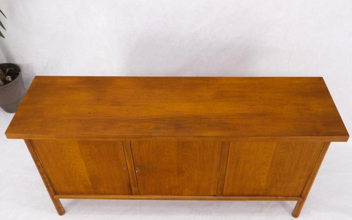 Gibbings Widdicomb 3 Doors Compartment Long Credenza Dresser Tapered Legs Mint