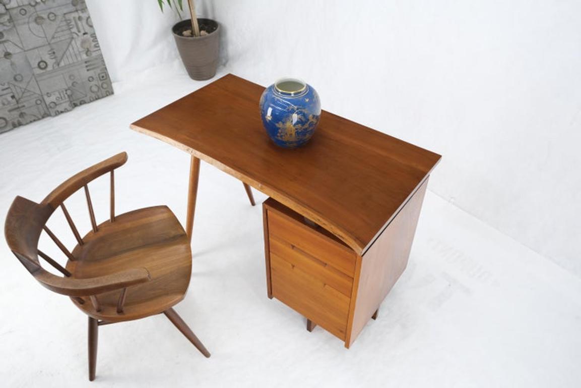 George Nakashima Turned Wood Dowel Shape Leg Single Pedestal Small Desk Mint