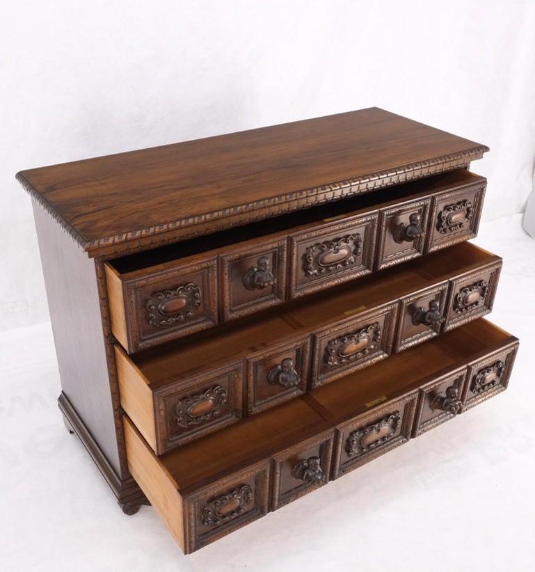 3 Dovetail Drawers Heavily Carved Wooden Pulls Rope Edge Bachelor Chest Dresser