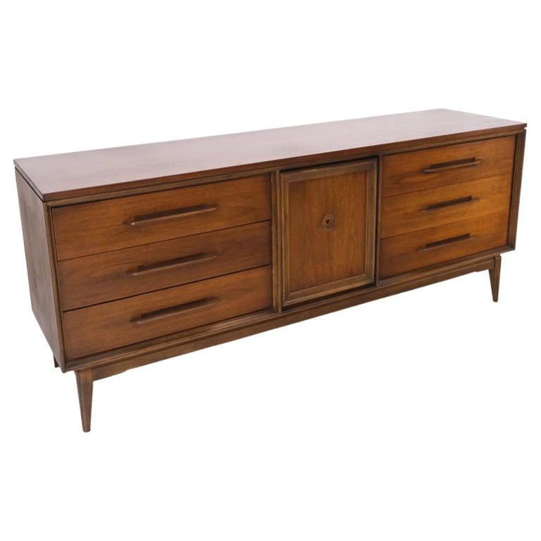 American Medium Light Walnut 9 Drawers 2 Door Compartment Long Dresser Mint