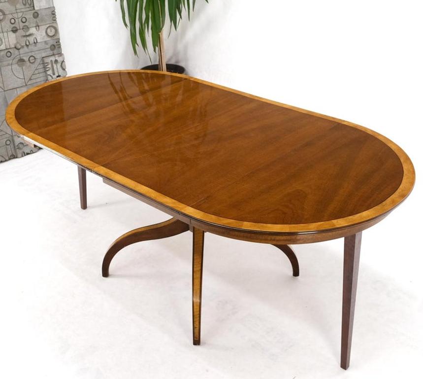 Charak Lacquered Mahogany Banded Round Dining Table w/ 2 Leaves Inlaid Legs Mint