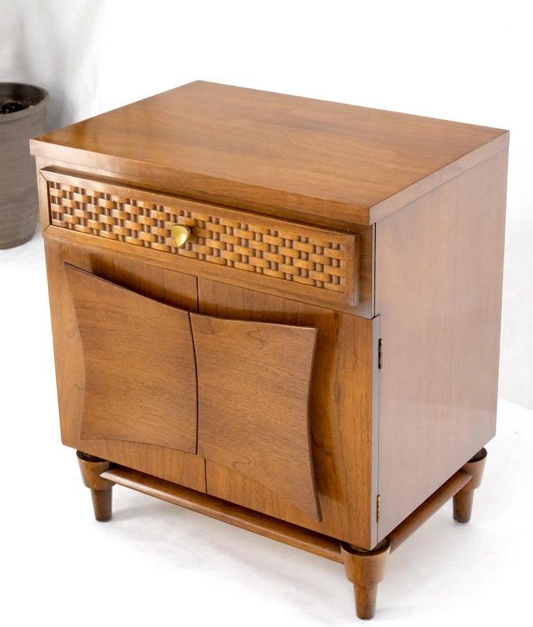 Heavy Turned Solid Walnut Legs Floating Lattice Ornament 1 Drawer Nightstand