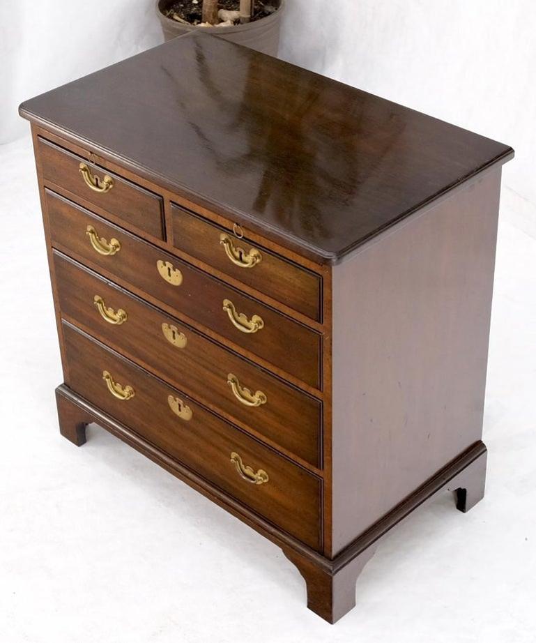 Kittinger 5 Drawers Pull Out Tray Mahogany Federal Style Bachelor Chest Dresser
