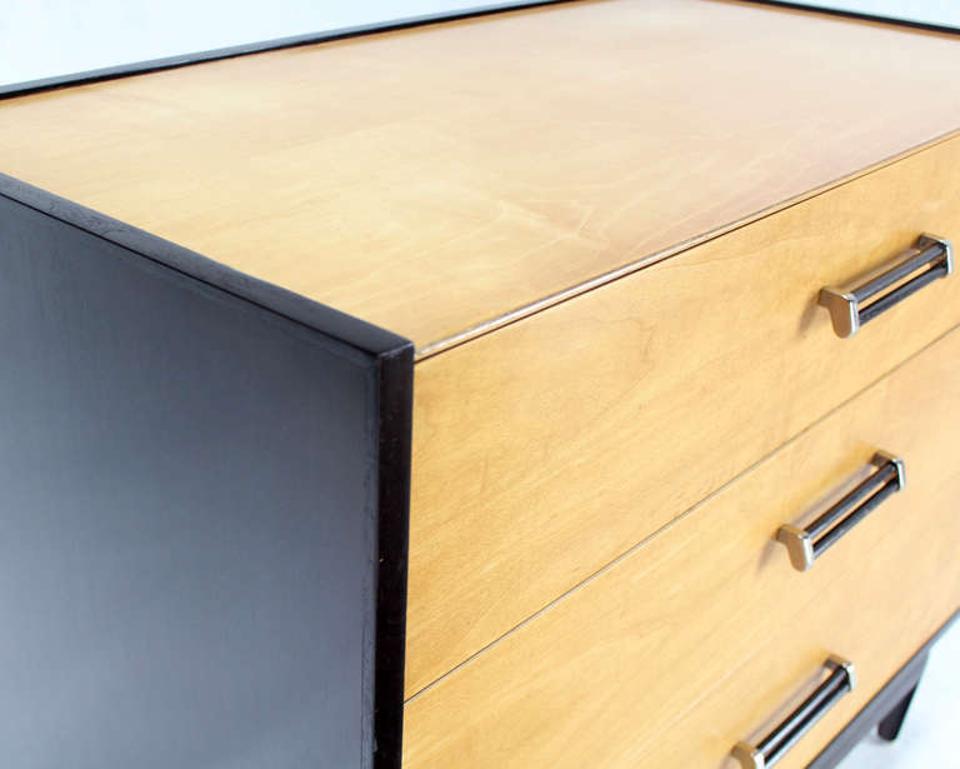 Two-Tone Mid Century Modern 3 Drawers Bachelor Chest Dresser MINT!