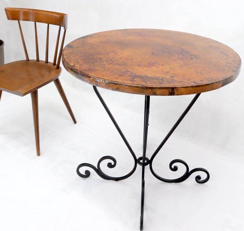 Hammered Coper Top Wrought Iron Base Round Dining Dinette Cafe Table