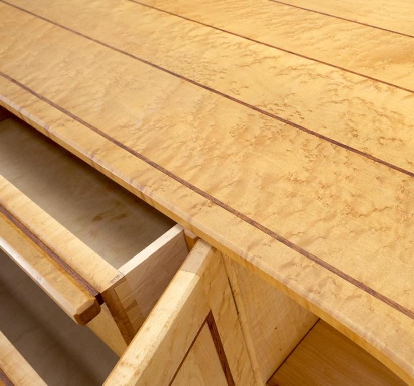 Solid Birds Eye Curly Maple All Dovetailed Artists Signed Sideboard Server MINT!