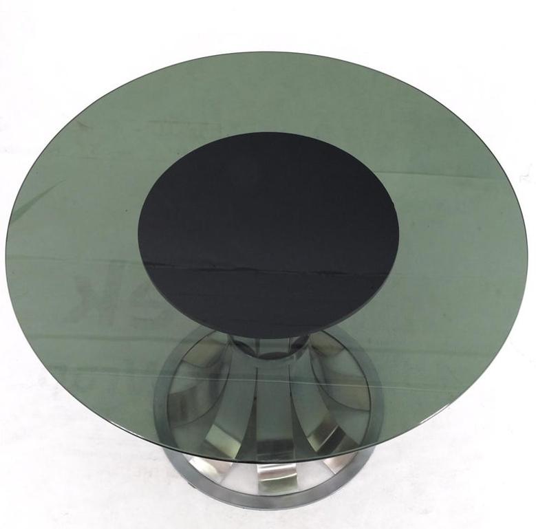 Russel Woodard Polished Aluminum Base Round Smoked Glass Top Dining Cafe Table