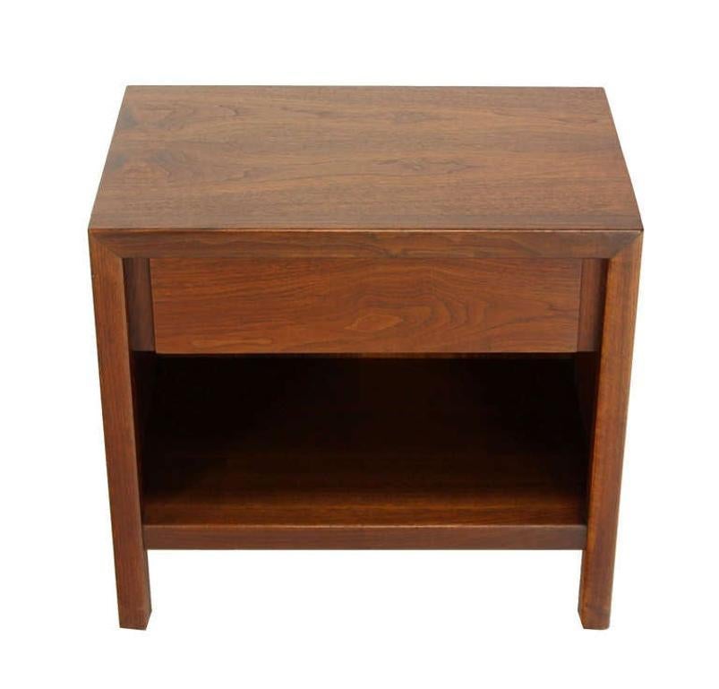 EstablishedLines Mid-Century Danish Modern One-Drawer Oiled Walnut Night Stand End Table Baughman