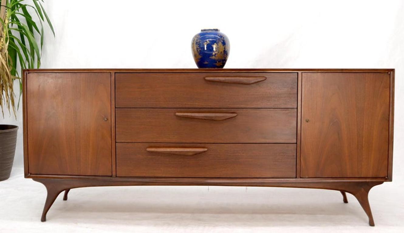 Sculptural Legs Long 9 Drawers Walnut Credenza Dresser with Doors