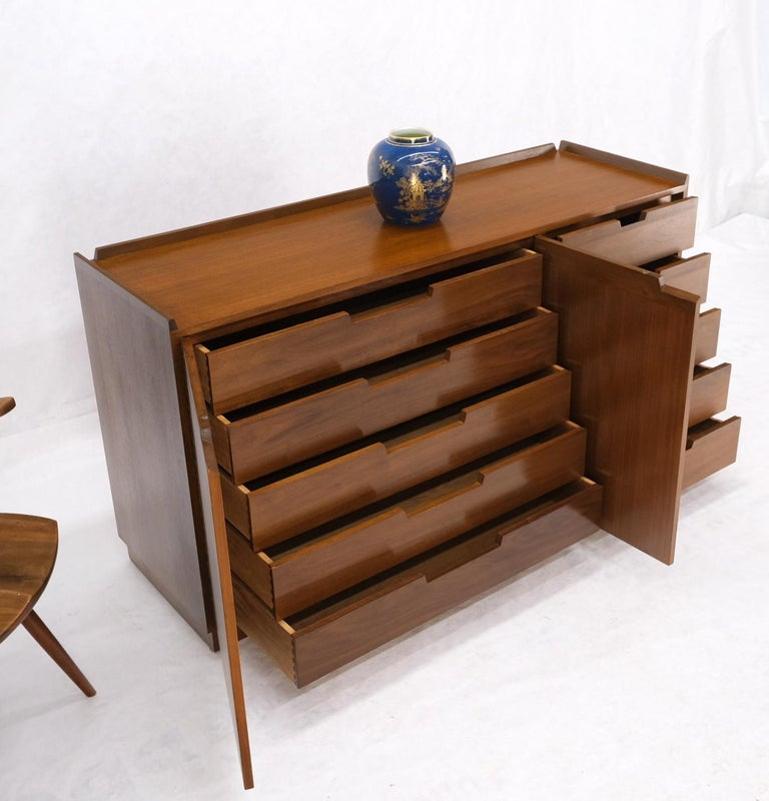 Mid-Century Modern 10 Drawers Walnut Gallery Top Dresser Credenza Double Doors