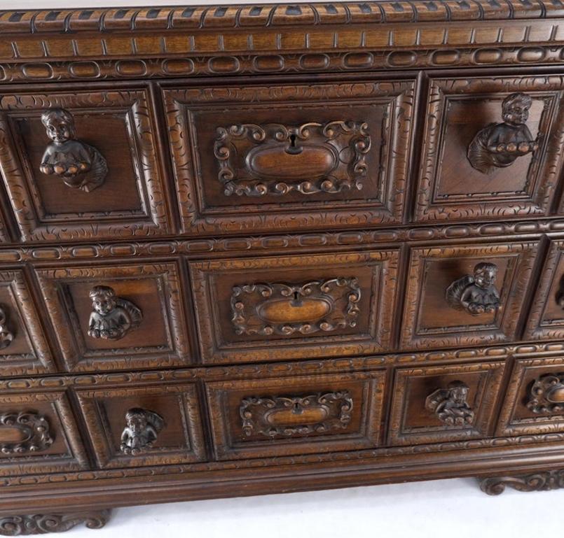 3 Dovetail Drawers Heavily Carved Wooden Pulls Rope Edge Bachelor Chest Dresser