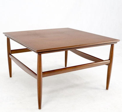 Danish Mid Century Modern Oiled Walnut Dowel Legs Square Coffee Table Mint!