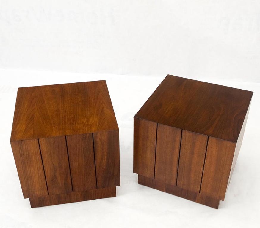 Pair of Walnut Mid-Century Modern Cube Shape Side End Tables Stands Mint!