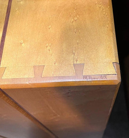 Solid Birds Eye Curly Maple All Dovetailed Artists Signed Sideboard Server MINT!