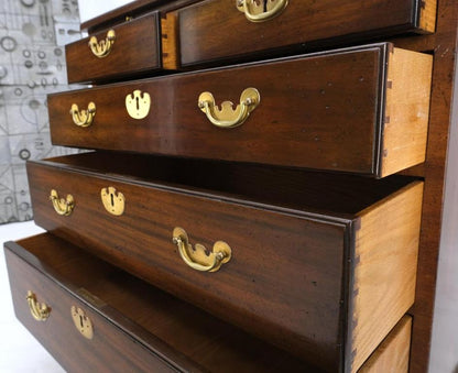 Kittinger 5 Drawers Pull Out Tray Mahogany Federal Style Bachelor Chest Dresser